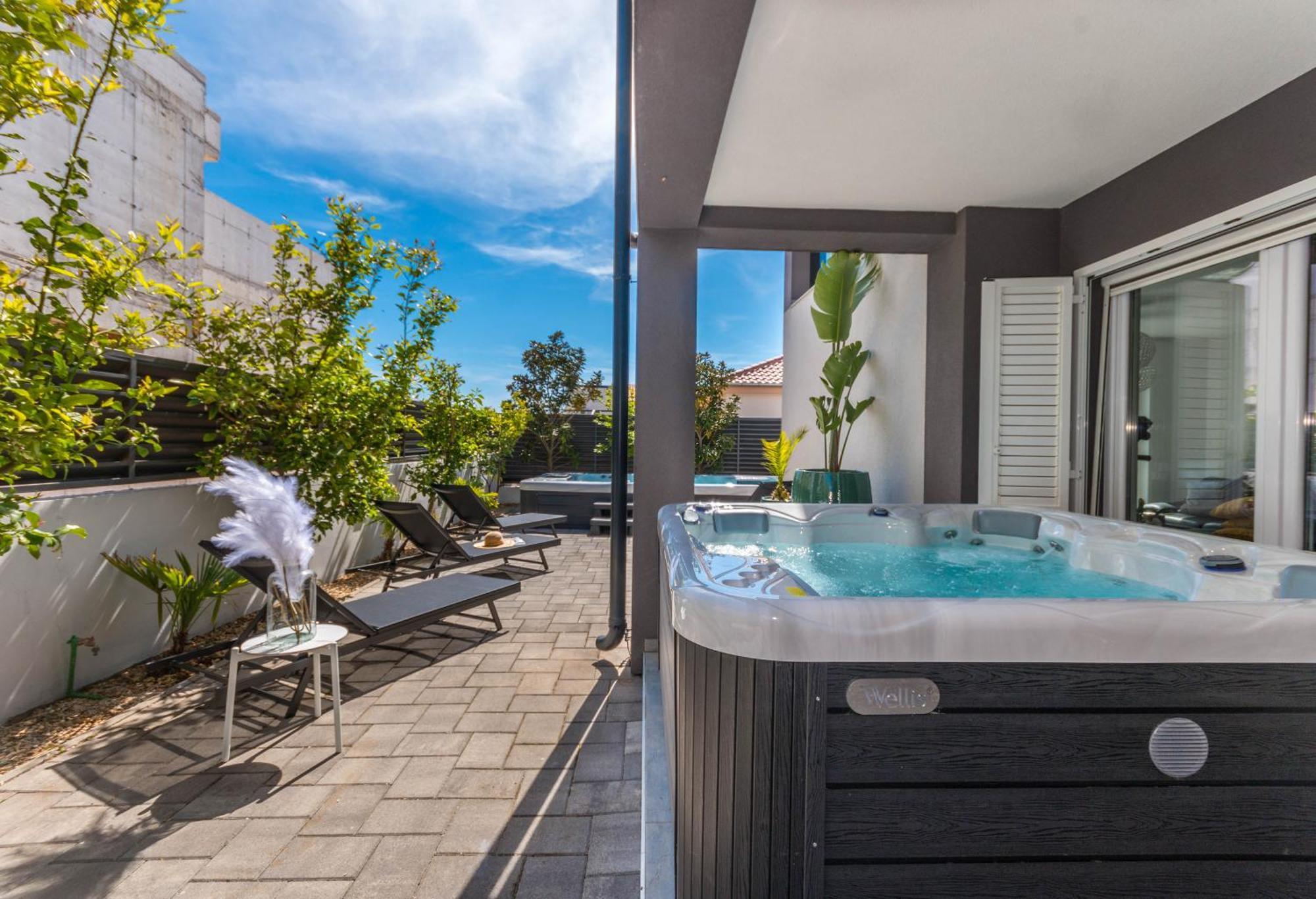 House With Pool Ledenko Biograd Na Moru Exterior foto