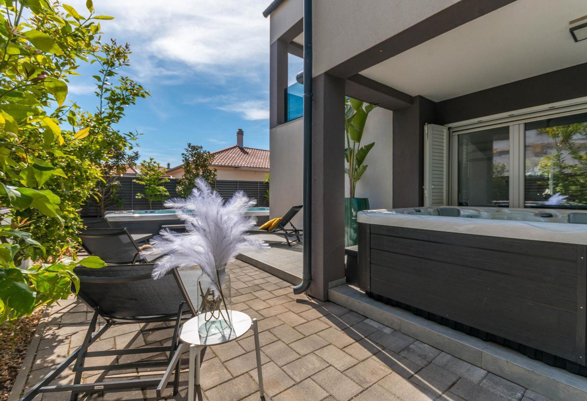 House With Pool Ledenko Biograd Na Moru Exterior foto