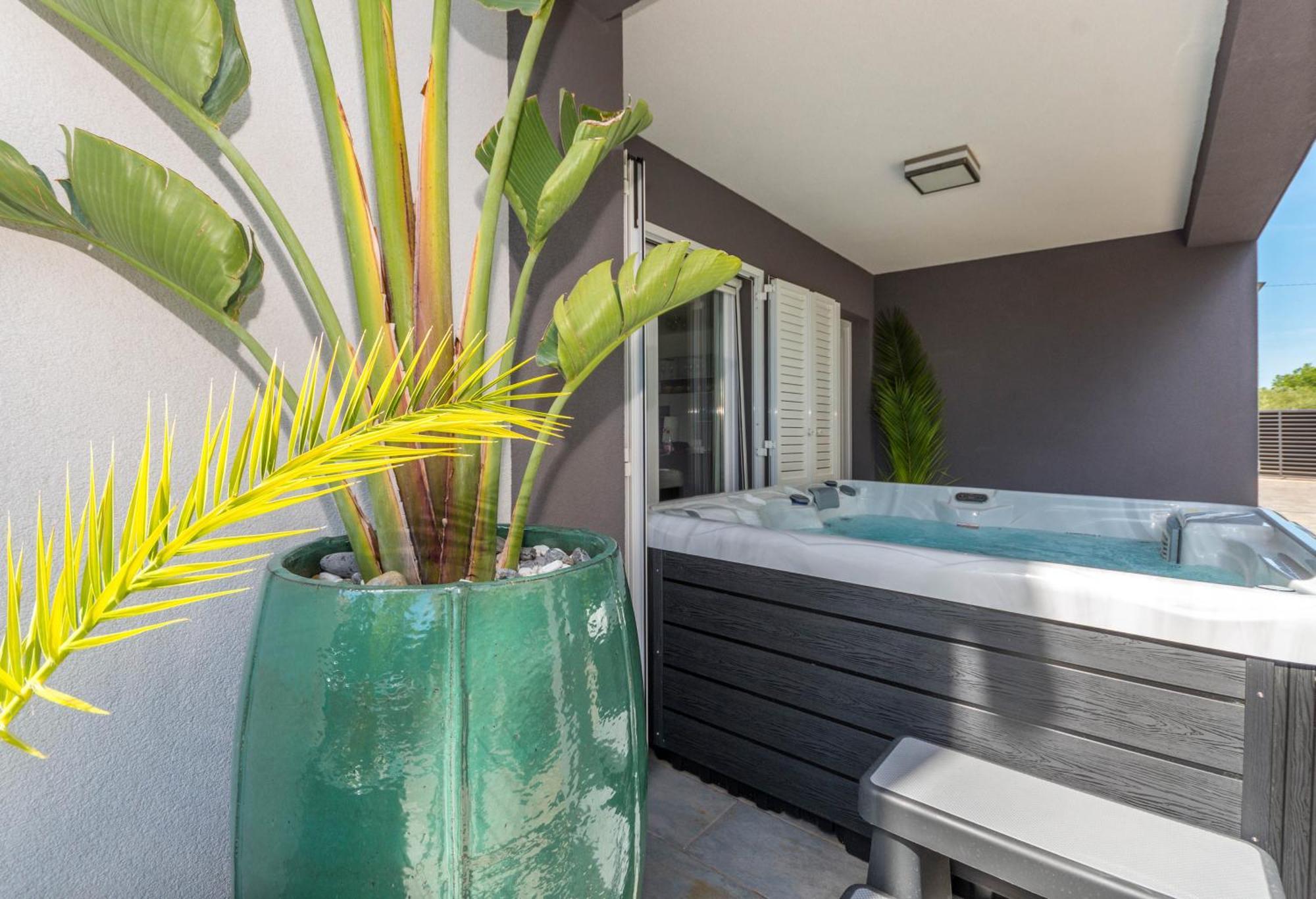 House With Pool Ledenko Biograd Na Moru Exterior foto